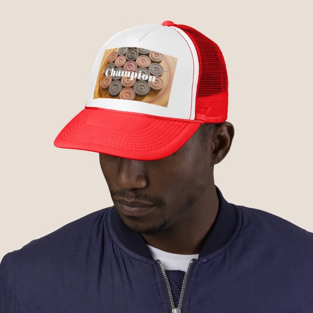 Casquette Image du champion de Carrom imprimé sur une casque (En situation)