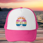 Casquette Jolie Beach Girls Trip Palm Trees Personnalisé Ros<br><div class="desc">Ce casquette rose voyage de filles tropicales mignonnes est parfait pour une escapade de printemps de bateau de croisière en vacances avec vos meilleurs amis. Personnalisez ce casquette amusant pour votre sortie en groupe à la plage ou une réunion de famille sur l'île cet été.</div>