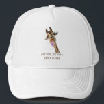 Casquette Jouer Drôle Giraffe Tongue Out Trucker Chapeau<br><div class="desc">Drôle de Giraffe Tongue Out and Playful Wink Cartoon Dessin Animal Smile - Choisissez / Ajoutez votre texte unique / Police / Couleur - Faites votre cadeau spécial - Redimensionnez et déplacez ou retirez et ajoutez des éléments / image avec l'outil de personnalisation! - Dessin et design par MIGNED. Vous...</div>