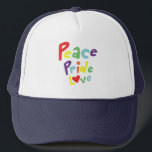 Casquette L'amour de la fierté de paix<br><div class="desc">Montrez votre fierté dans ce casquette amusant et élégant avec un lettrage mignon de "Peace Pride Love" aux couleurs arc-en-ciel.</div>