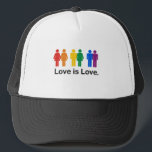 Casquette L'amour est l'amour<br><div class="desc">Gay Humor, Lesbian Humour, et Pride Gear, T-shirts GLBT/LGBT, sweat - shirts à capuche, bumperstickers, boutons, affiches, affiches et cadeaux gay pride de : http://www.GLBTshirts.com</div>