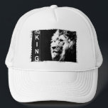Casquette Le King Modern Elegant Pop Art Lion Head Modèle<br><div class="desc">Le King Modern Elegant Pop Art Lion Head Modèle White Baseball Trucker Chapeau.</div>