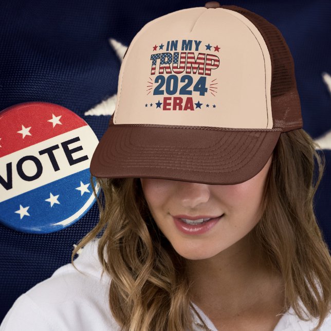 Casquette L'ère Trump pour l'élection 2024 T Shirt (I'm in my Trump Era Brown Trucker Hat)