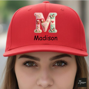 Casquette Lettre M initiale en patchwork matelassé pour la n