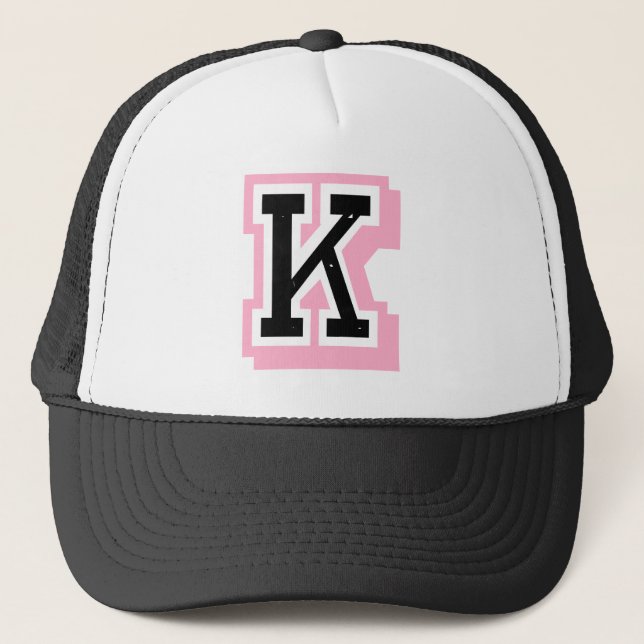 Casquette lettre rose noire K (Devant)