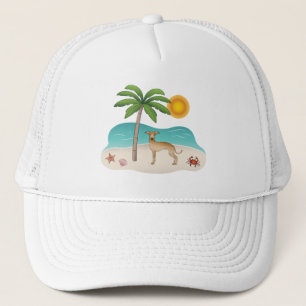 Casquette Lévrier Italien Fauve sur Plage Tropicale d'Été