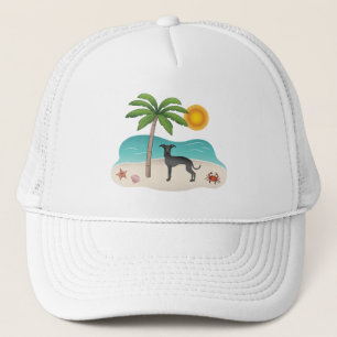 Casquette Lévrier Italien Noir sur une Plage Tropicale d'Été