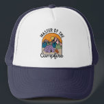Casquette Maître Du Camping Funny Camping Camping Vintage<br><div class="desc">Restez branché lors de votre prochaine aventure en plein air. Attrapez ce Maître du feu de camp qui est parfait pour la fête des pères.</div>