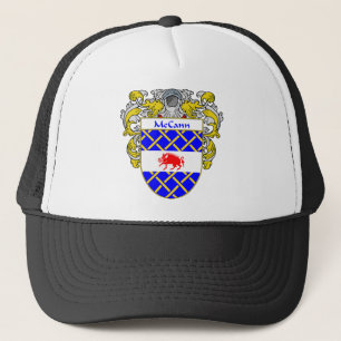 Casquette Manteau de McCann des bras (enveloppés)