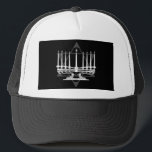 Casquette Menorah<br><div class="desc">Illustrations originales par Thedustyphoenix.</div>