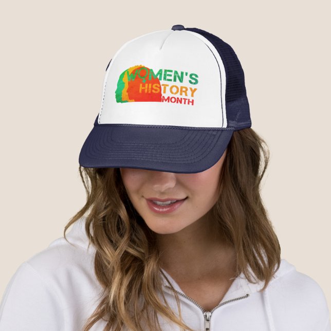 CASQUETTE MOIS DE L'HISTOIRE DES FEMMES (En situation)