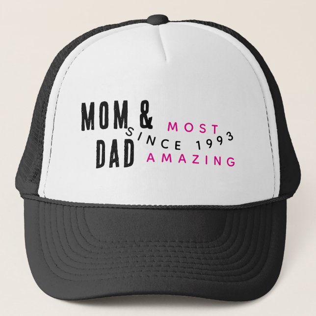 CASQUETTE MOM QUI JOUE LES DEUX RÔLES MOM ET PAPA... (Devant)