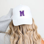 Casquette Monogramme à varsité violette<br><div class="desc">Montrez votre côté sportif avec un casquette de baseball personnalisé avec une audacieuse lettre monogramme de style collégial. Personnalisez-le avec vos couleurs préférées pour correspondre à votre équipe de sport ou à votre style personnel pour un look qui vous est propre. Parfait pour les jours de jeu, les sorties décontractées,...</div>