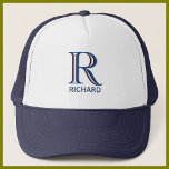 Casquette Monogramme personnalisé à trois couches avec préno<br><div class="desc">LAYERING UNIQUE DU MONOGRAM — regardez attentivement et vous verrez trois couleurs, ce qui lui donne une sensation de profondeur. Personnalisé en plus avec le prénom. Idée spéciale pour un cadeau ou vous pouvez juste profiter pour vous-même! Si vous avez des questions de design ou une demande spéciale, envoyez un...</div>