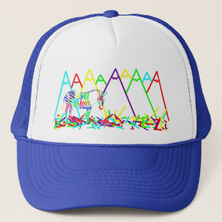 Casquette montagnes ou crayons