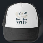 Casquette N'abandonnez pas les élections américaines<br><div class="desc">Un mignon casquette politique avec des illustrations de fantômes et de chauves-souris. Le texte dit : "N'empêche pas de voter."</div>