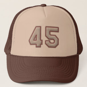Casquette Numéro 45 avec le regard frais de points de