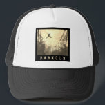 Casquette Parkour Urban Obstacle Course Modern Sepia<br><div class="desc">L'impression de parkour d'un artiste moderne se pratique dans une ruelle urbaine aux tons sépia.</div>
