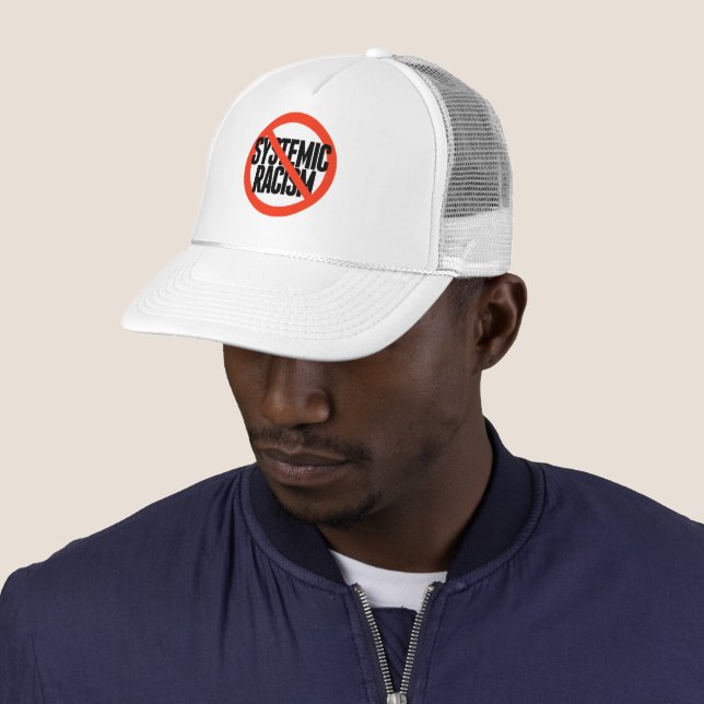 Casquette Pas de racisme systémique (En situation)
