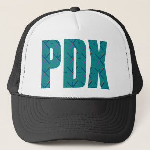 Casquette PDX marque avec des lettres le tapis d'aéroport d