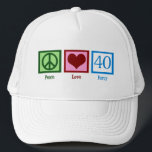 Casquette Peace Love 40e anniversaire mignonne fête<br><div class="desc">Peace Love Quarantième anniversaire.</div>