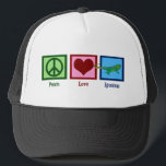 Casquette Peace Love Iguanas<br><div class="desc">Un signe de paix,  un coeur,  et un iguane vert mignon. J'aime les cadeaux de propriétaire d'iguane cool pour mon animal de compagnie préféré.</div>