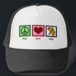 Casquette Peinture Peace Love<br><div class="desc">Un signe de paix,  un coeur et une palette d'artistes de couleurs vives et de pinceau.</div>