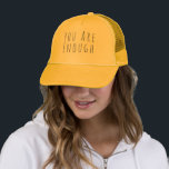 Casquette Personnalisé Vous êtes suffisant Citation Inspirat<br><div class="desc">Répandez la positivité et rappelez-vous à vous-même ou à d'autres que "Vous en avez assez" avec ce chapeau de camionneur entièrement personnalisable! Doté d'un lettrage fantaisiste, cette citation inspirante peut être personnalisée pour afficher vos propres mots de motivation ou un nom, en faisant un accessoire unique. La conception en maille...</div>