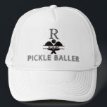 Casquette Pickball Guy Personnalisé Monogramme Nom initial<br><div class="desc">Pickleball Guy Custom Monogramme Nom initial — fait avec goût — — C'est un grand cadeau — amusant / attirant / unique. Personnalisez-le avec son nom initial et son prénom. Si vous avez des questions de conception ou une demande spéciale, veuillez envoyer un conversation ou un courriel à : charmdesignstudio@rcn.com...</div>