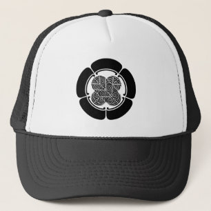Casquette plumes de faucon asano en goka