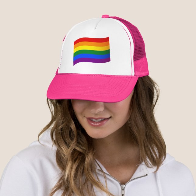 Casquette Rainbow Flag Gay pride LGBT L'amour est l'amour (En situation)