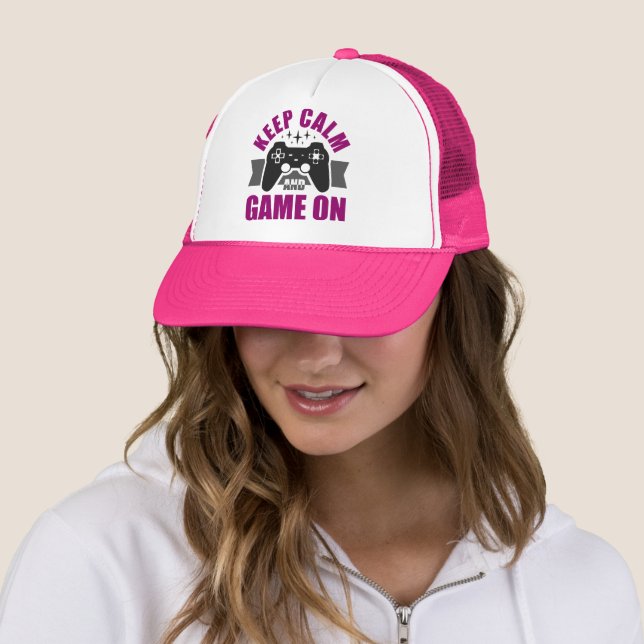 Casquette Restez calme et jouer sur le jeu (En situation)