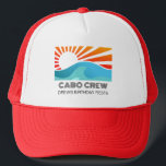 Casquette Retro Sunset Beach Texte personnalisé Équipage de<br><div class="desc">Retro Sunset Beach avec texte personnalisé Anniversaire de l'équipage Trucker Chapeau</div>