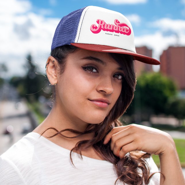 Casquette Runher Runher Runher Pink Bold Retro Font Motivati (Créateur téléchargé)