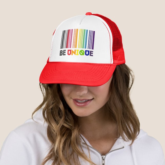 Casquette Soyez Unique Code Barre Lgbt Pride (En situation)