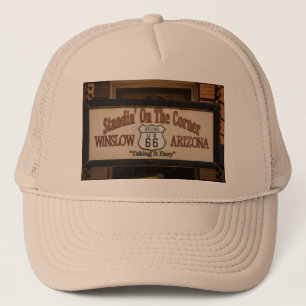 Casquette Standin sur le coin en Winslow, AZ.