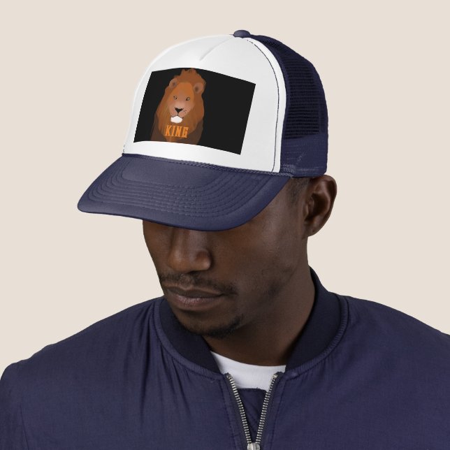 Casquette Texte ROI Imprimé avec Image de Lion-Cap Stylé (En situation)