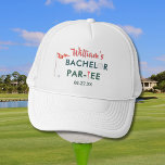 Casquette Titre de golf par personne du baccalauréat moderne<br><div class="desc">Custom Modern Bachelor Party Golfer Name Date Can Cooler — et personnalisez aussi. C'est un grand cadeau pour tous les amateurs de golf messieurs — fun / attrayant / unique. Si vous avez des questions de conception ou une demande spéciale, veuillez envoyer un message ou un courriel à : charmdesignstudio@rcn.com...</div>