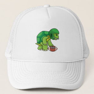 Casquette Tortue en sport avec football et casque