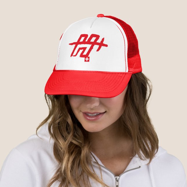 Casquette Tu inicial letra H, letra SUISSE v TRACE (En situation)