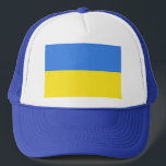 Casquette Ukraine Drapeau Trucker Chapeau Liberté<br><div class="desc">Ukraine Flag - Soutien à la liberté ! Faisons du monde un endroit meilleur - tout le monde ensemble ! Un monde meilleur commence - dépend - a besoin de VOUS aussi! Vous pouvez transférer vers plus de 1000 produits Zazzle. Redimensionnez et déplacez ou supprimez et ajoutez des éléments /...</div>