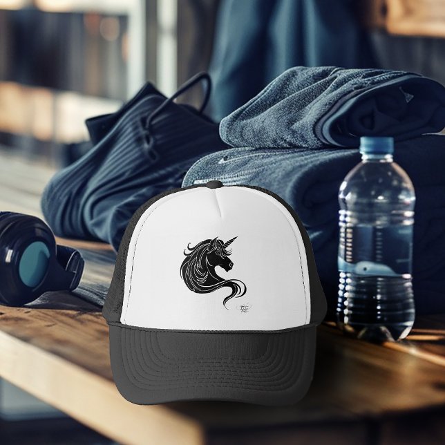 Casquette Unicorne tribale noire (Créateur téléchargé)