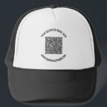 Casquette Votre code QR Texte personnalisé Chapeau de camion<br><div class="desc">Polices et couleurs personnalisées - Concevez votre propre chapeau de camion personnalisé avec votre QR Code et nom Site Web ou texte personnalisé Design professionnel Entreprise promotionnelle ou personnel Casquettes / Casquettes cadeau - Ajoutez votre QR Code - Image ou logo - Photo / et nom - Entreprise / Site...</div>