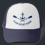 Casquette Votre nom de bateau Ancre nautique traversé Oars M<br><div class="desc">Une Ancre nautique et des avirons croisés avec votre nom de bateau personnalisé ou autre texte en bleu marine sur un chapeau de camion élégant.</div>
