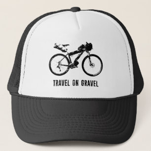 Casquette Voyager Sur Le Bikepacking Gravel