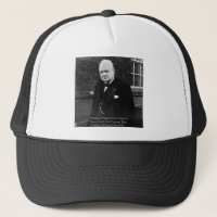 Winston Churchill Dons "Réussite Jamais Finale"