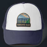Casquette Yorkshire Dales National Park Angleterre Vintage<br><div class="desc">Design d'illustration vectorielle Yorkshire Dales. Le parc comprend des milliers de kilomètres carrés de landes,  de vallées,  de collines et de villages.</div>