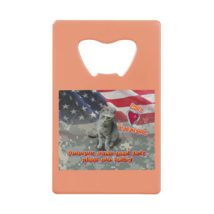 Cat adopte un vétéran pour un ami à vie