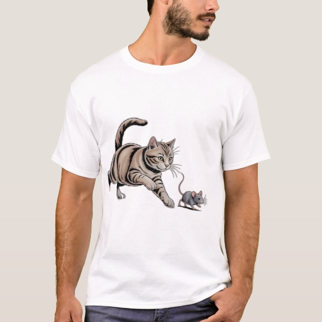 Cat Chasing Mouse Funny Animal Hunt T-Shirt (Devant)