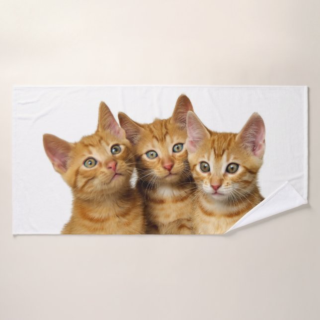 Cat Kittens, trois mignons gingembre Photo de la t (Serviette de bain)